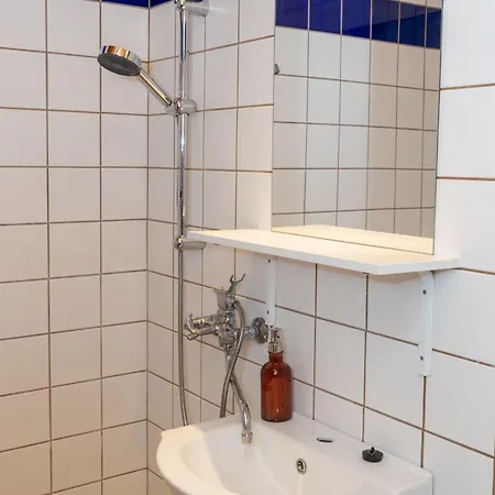 Slaegtsgaarden 2*