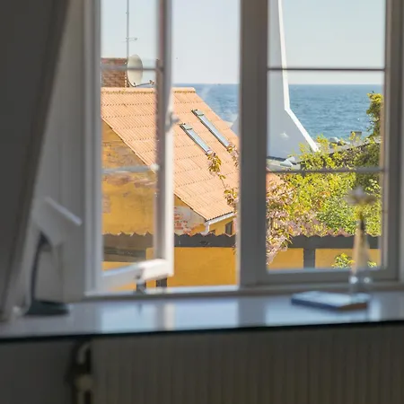 Slaegtsgaarden Konukevi 2*
