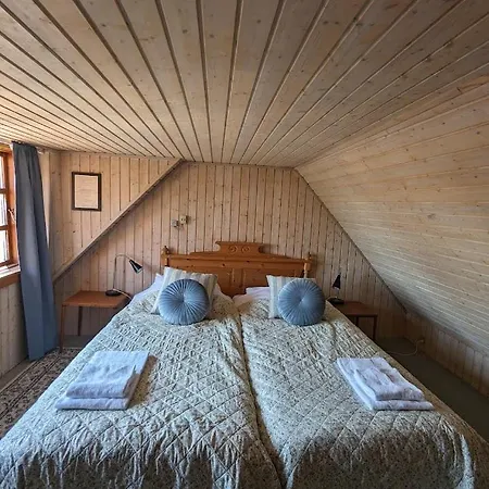 Slaegtsgaarden Konukevi