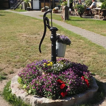 Slaegtsgaarden Konukevi