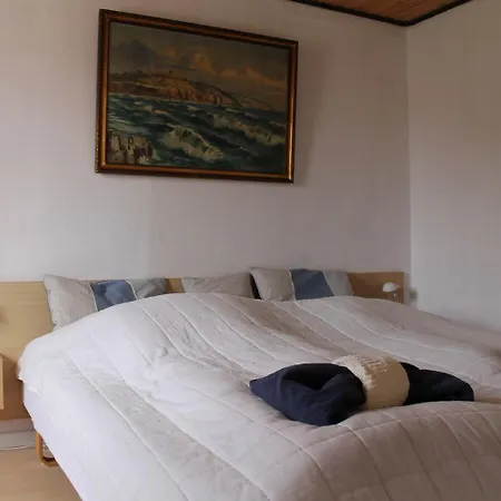 Konukevi Slaegtsgaarden Allinge-Sandvig