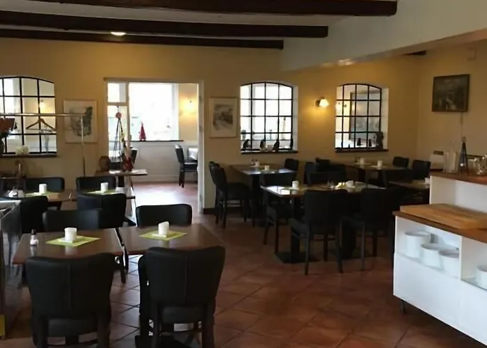 斯莱格特斯伽登潘森酒店 2* 阿灵厄